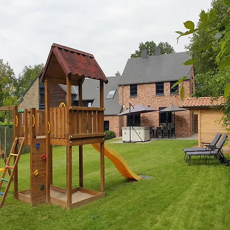 Holiday home Vacation Home In Bomal Near Adventure Valley, Cleaning Included *